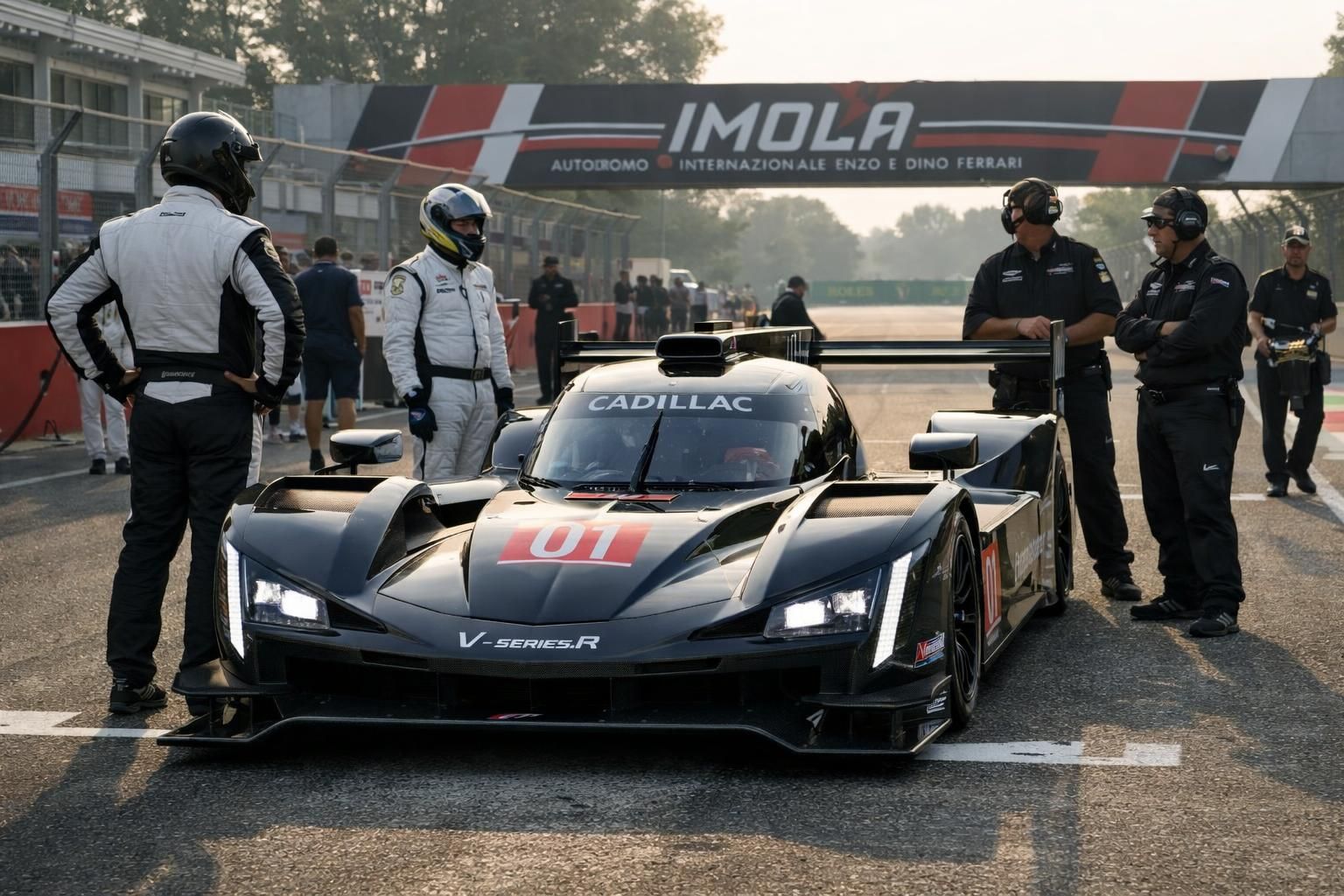 alex lynn, pilote cadillac en endurance wec, sera absent des courses d'imola et de spa en raison de raisons non précisées.