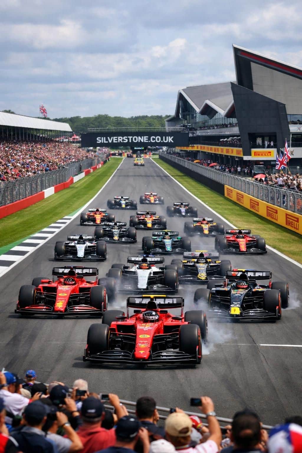 découvrez l'analyse complète du grand prix de grande-bretagne e55 de formule 1 et suivez le guide tv pour ne rien manquer de cette course excitante avec ouest-france.