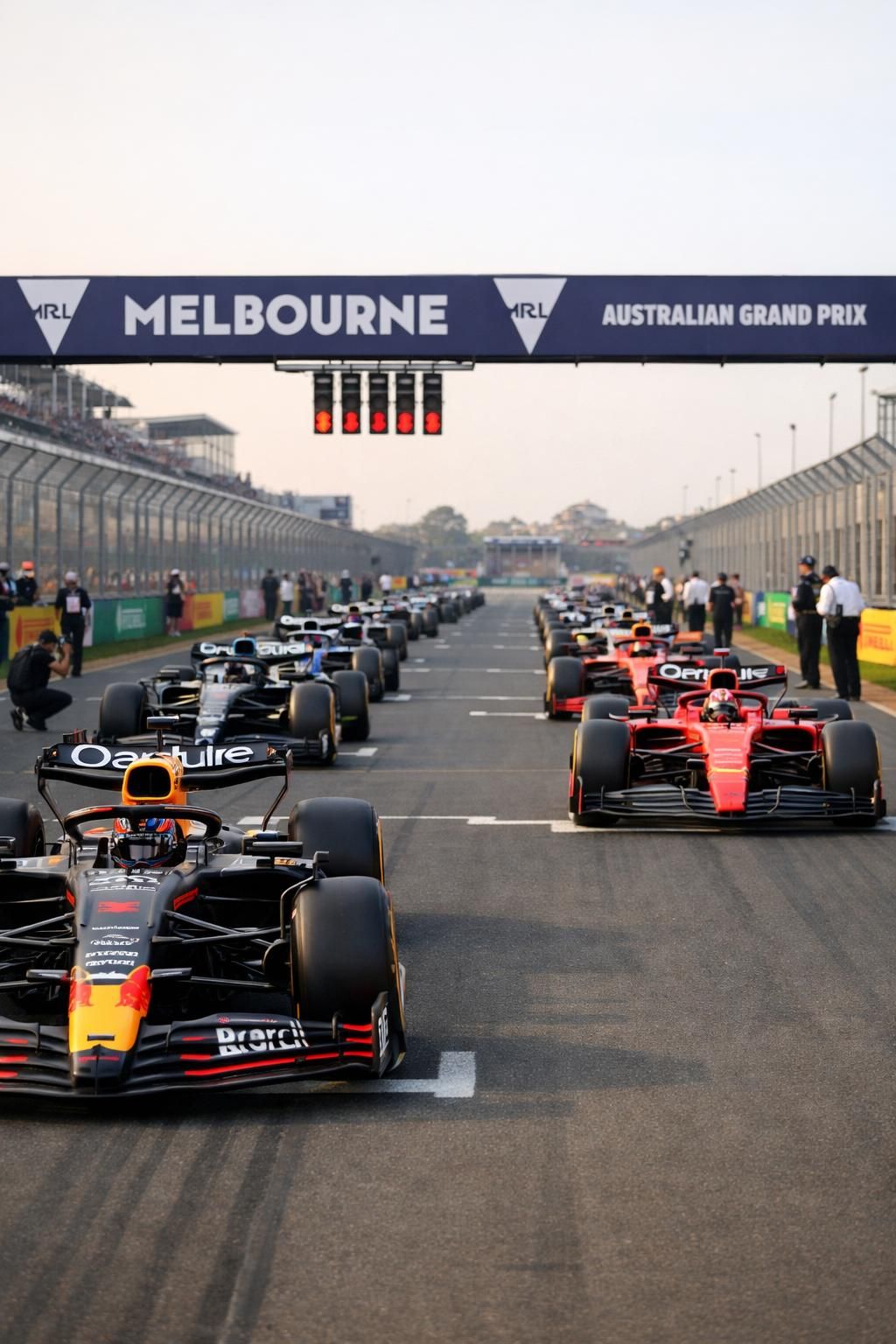 découvrez les points clés à retenir avant le grand prix d'australie de formule 1, avec un focus sur les inquiétudes concernant oscar piastri et la domination contestée d'antonelli.