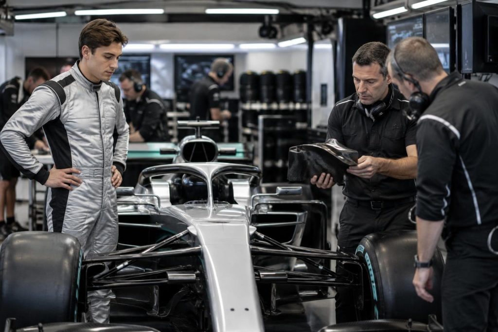 mercedes revient sur sa décision concernant la voiture de george russell : découvrez ce qui a motivé ce changement et ses conséquences pour la suite de la saison.
