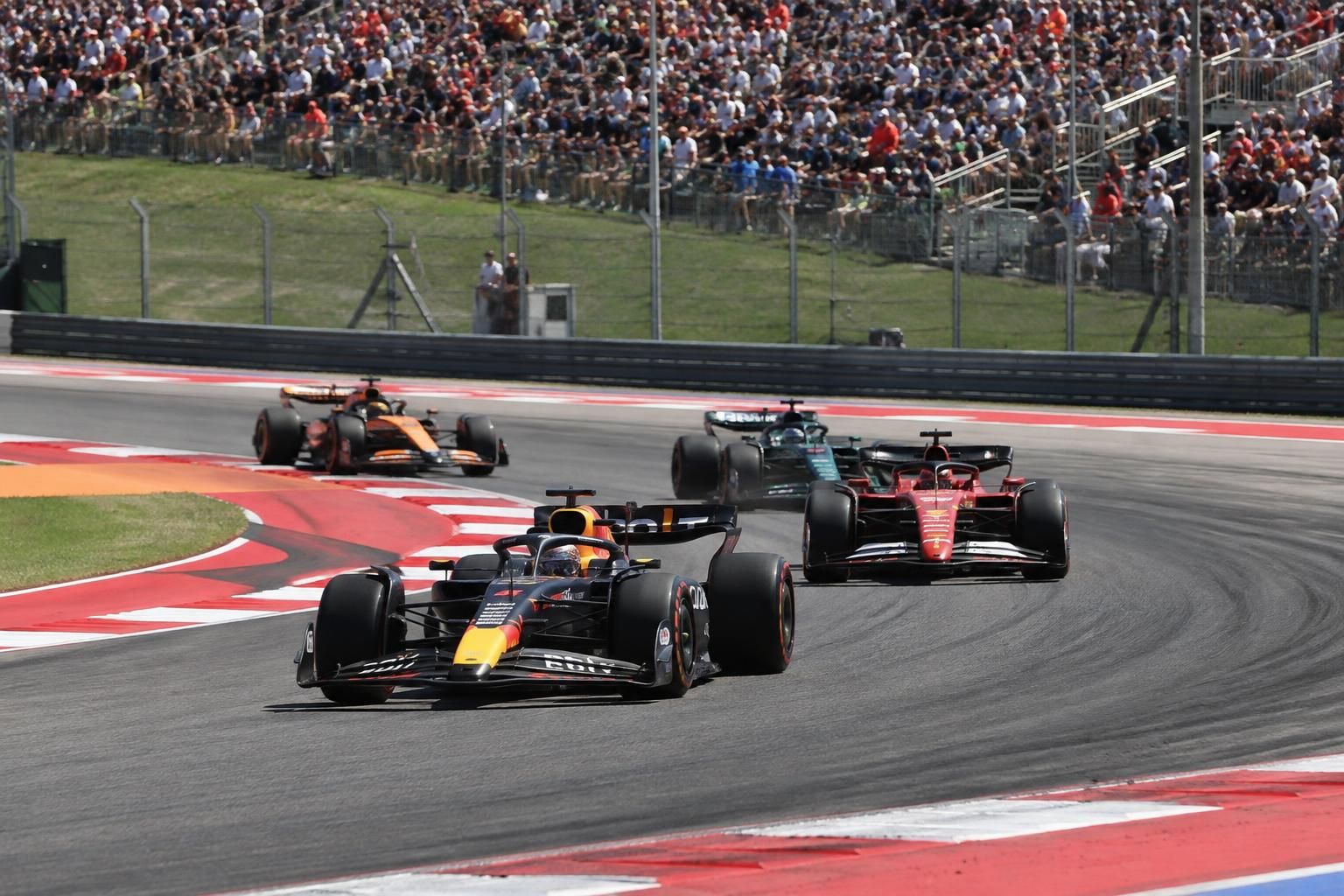 suivez en direct le grand prix des états-unis 2026 : départ, classement, temps forts et résultats de la course de formule 1 à austin.